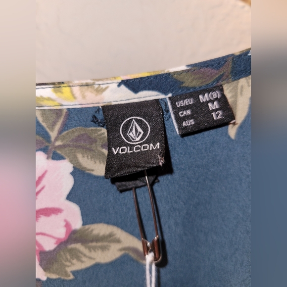 Volcom Women’s Floral Jumpsuit sz Med - Picture 3 of 6